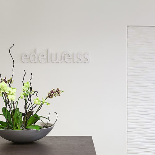 Zahnarzt Berlin Charlottenburg - Edelweiss -MartinTervoort_edelweiss01_0809_pre